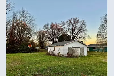 854 S Crystal Avenue, Benton Harbor, MI 49022 - Photo 3