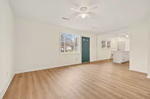 1042 Darwood Ave, Kalamazoo, MI 49004 - Photo 5