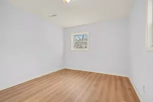 1042 Darwood Ave, Kalamazoo, MI 49004 - Photo 11