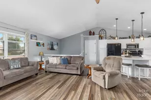 6487 36th Ave, Hudsonville, MI 49426 - Photo 7