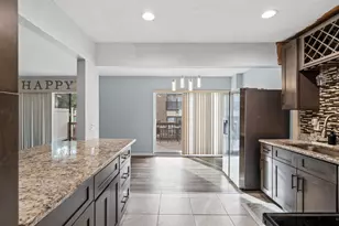 18270 University Park Dr, Livonia, MI 48152 - Photo 11