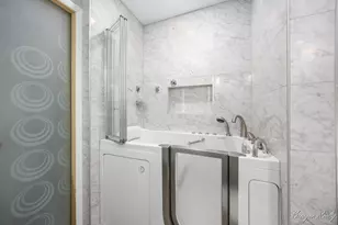 830 Russwood St NE, Grand Rapids, MI 49505 - Photo 19