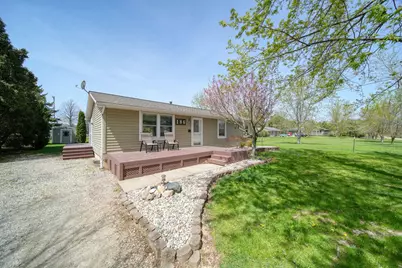 186 Harris Drive, Cement City, MI 49233 - Photo 3