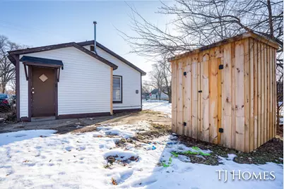 1651 Smith Street, Muskegon, MI 49442 - Photo 23