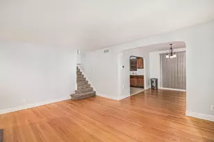 6953 Mayburn St, Dearborn Heights, MI 48127 - Photo 5