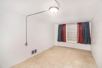 6953 Mayburn Street, Dearborn Heights, MI 48127 - Photo 19