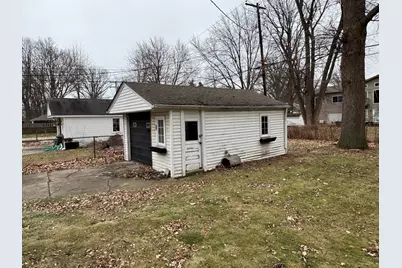 20290 Woodmont Street, Harper Woods, MI 48225 - Photo 35