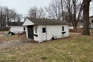 20290 Woodmont St, Harper Woods, MI 48225 - Photo 35