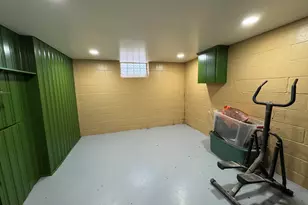 20290 Woodmont St, Harper Woods, MI 48225 - Photo 23