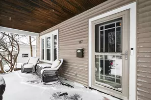 117 Charles Ct, Buchanan, MI 49107 - Photo 3