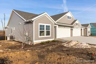 969 Scioto Dr NW, Comstock Park, MI 49321 - Photo 3