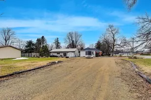 22451 US Hwy 12, Edwardsburg, MI 49112 - Photo 47