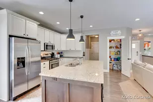 3483 Stephanie Dr, Hudsonville, MI 49426 - Photo 9