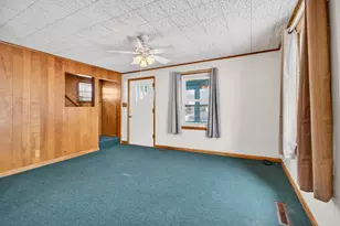 907 N Elm Ave, Jackson, MI 49202 - Photo 17
