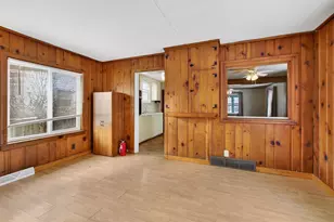 907 N Elm Ave, Jackson, MI 49202 - Photo 3