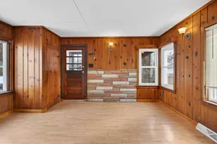 907 N Elm Ave, Jackson, MI 49202 - Photo 5