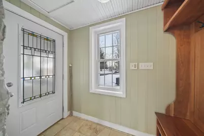 208 Glasgow Road, Jackson, MI 49201 - Photo 5