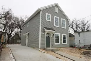 48 Home St SW, Grand Rapids, MI 49507 - Photo 3