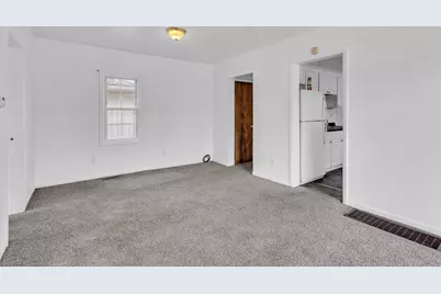 230 W Prospect Street, Jackson, MI 49203 - Photo 5
