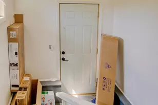 230 W Prospect St, Jackson, MI 49203 - Photo 19