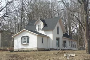 305 W Pine St, Big Rapids, MI 49307 - Photo 11