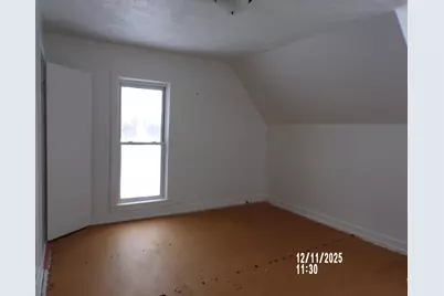 305 W Pine Street, Big Rapids, MI 49307 - Photo 9