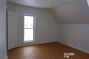 305 W Pine St, Big Rapids, MI 49307 - Photo 9