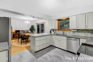 16565 Beechnut Ct, Grand Haven, MI 49417 - Photo 11