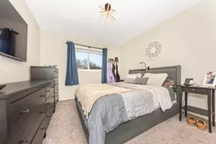 237 Winchester St, South Lyon, MI 48178 - Photo 25