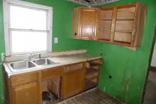 112 Lincoln Ct, Jackson, MI 49203 - Photo 5