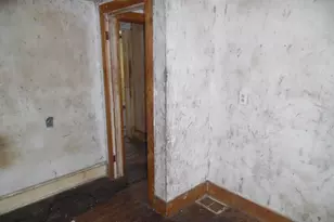 112 Lincoln Ct, Jackson, MI 49203 - Photo 9