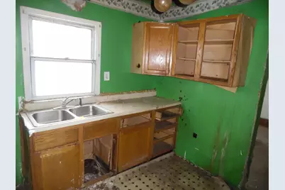 112 Lincoln Court, Jackson, MI 49203 - Photo 11