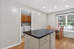 39828 Village Run Dr, Northville, MI 48168 - Photo 25