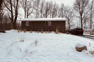 104 Cardinal Dr, Coldwater, MI 49036 - Photo 1