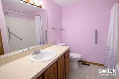 202 Bona Vista Drive NW, Grand Rapids, MI 49504 - Photo 13