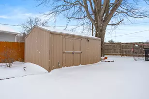 232 Glenview St, Paw Paw, MI 49079 - Photo 31