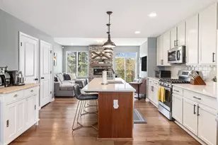 2759 Bristol Rdg Dr, Ann Arbor, MI 48105 - Photo 7