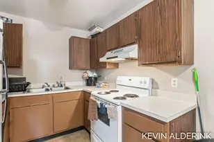 1144 Country Ln, Holland, MI 49423 - Photo 29