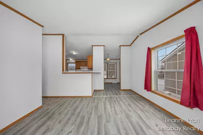 9820 W 5 Point Highway, Bellevue, MI 49021 - Photo 17