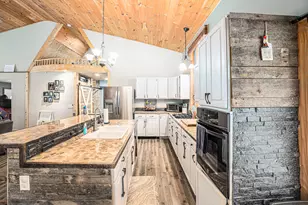 323 S Truhn Rd, Fowlerville, MI 48836 - Photo 13