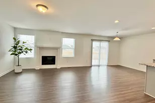 10290 Swan Lake Cir, Ypsilanti, MI 48197 - Photo 21