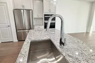 5586 E Spaniel Dr, Ann Arbor, MI 48108 - Photo 19