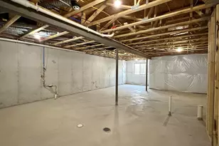 5586 E Spaniel Dr, Ann Arbor, MI 48108 - Photo 41