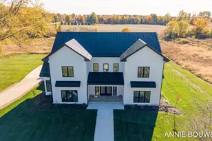 6008 Hidden Creek Trail, Saugatuck, MI 49453 - Photo 3