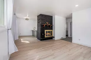 7610 Lake Wood Dr, Portage, MI 49002 - Photo 5