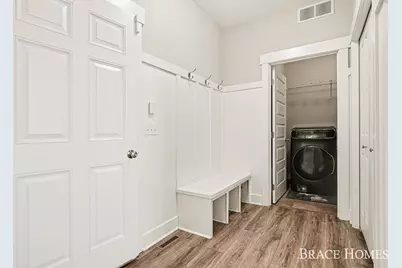 6570 Alward Drive, Hudsonville, MI 49426 - Photo 13