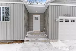 1065 James Ave, Muskegon, MI 49442 - Photo 3