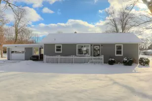 10588 Melvin St, Zeeland, MI 49464 - Photo 3