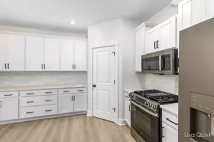 6604 Timber Crst Dr NE, Rockford, MI 49341 - Photo 5