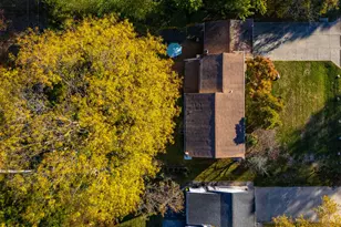 6843 Leslee Crest Dr, West Bloomfield, MI 48322 - Photo 19